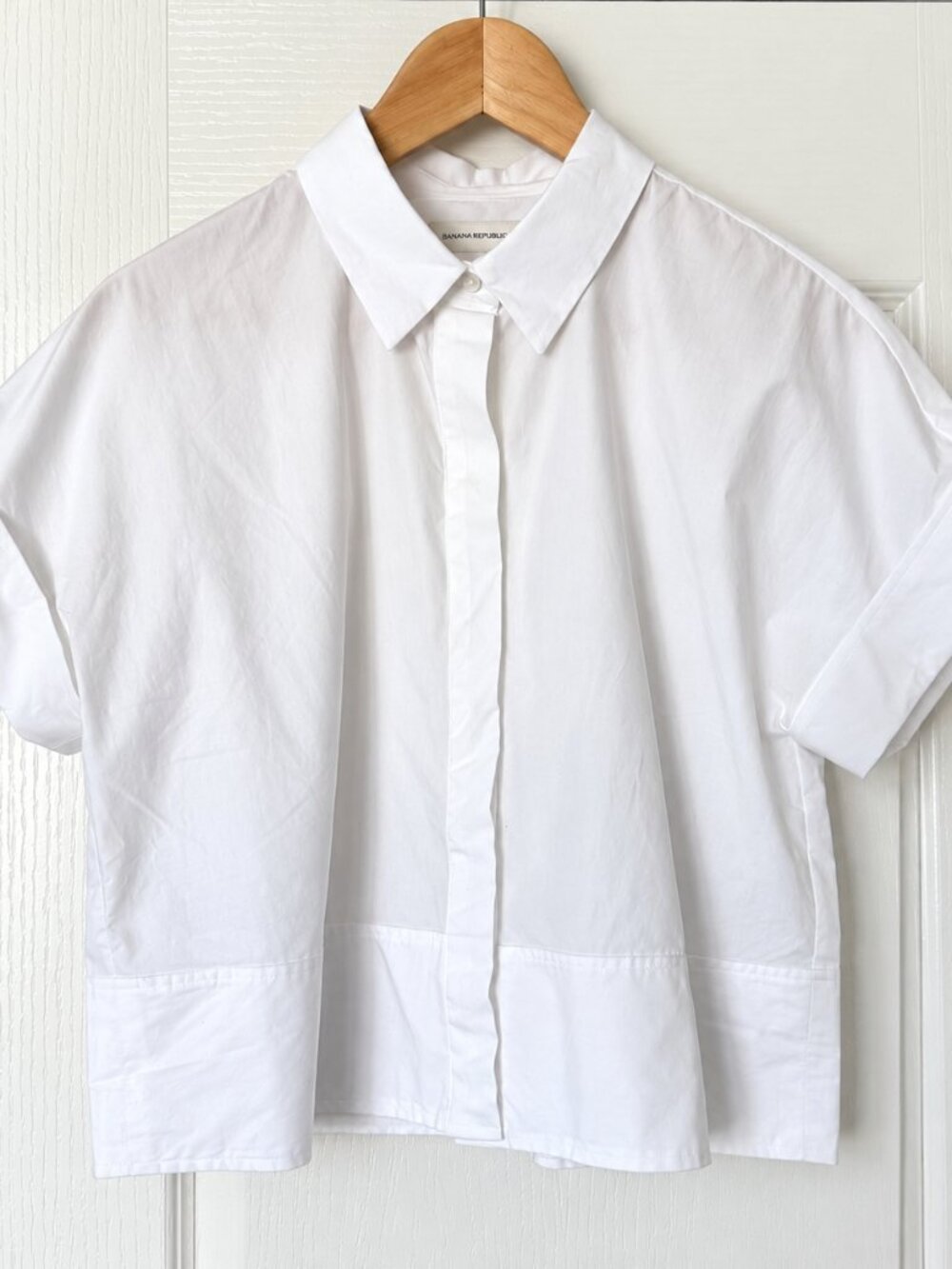 Banana Republic Factory White Oversized Short Sleeve Button Down Shirt Size M